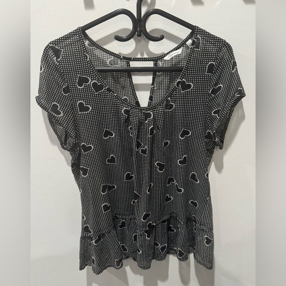 Reitmans Tops - Reitmans Sheer Black and White Heart Blouse with ruffle style bottom